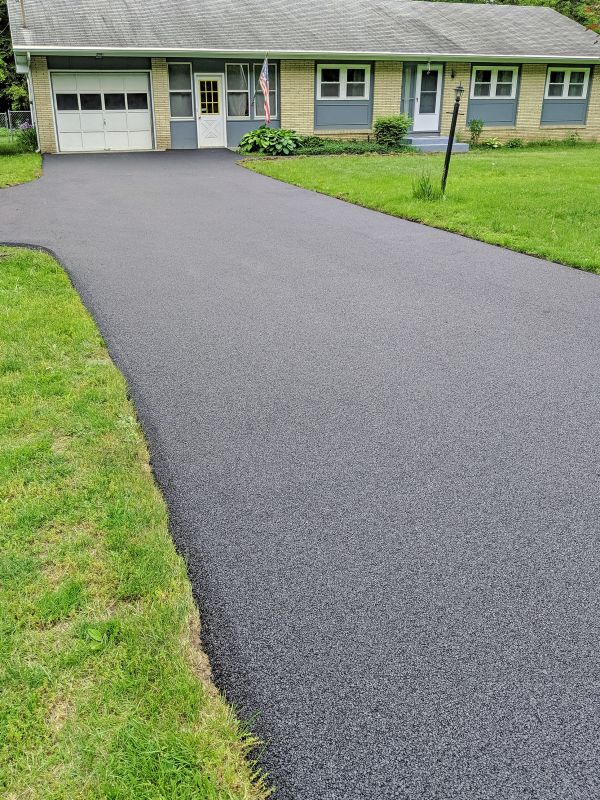 Asphalt Driveway Service