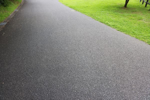 Cost of Tar And Chip Driveway Paving in Clermont